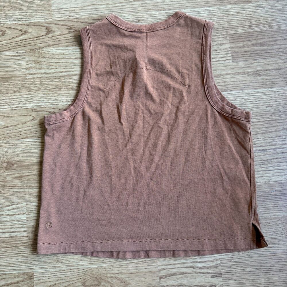 Lululemon Classic-Fit Cotton-Blend Tank Top in Butternut Brown Size 4 - Picture 3 of 5